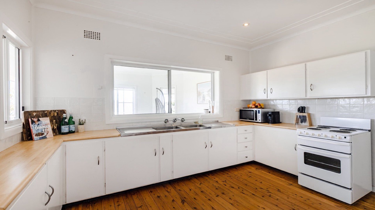Photo of Kitchen in Point Clare