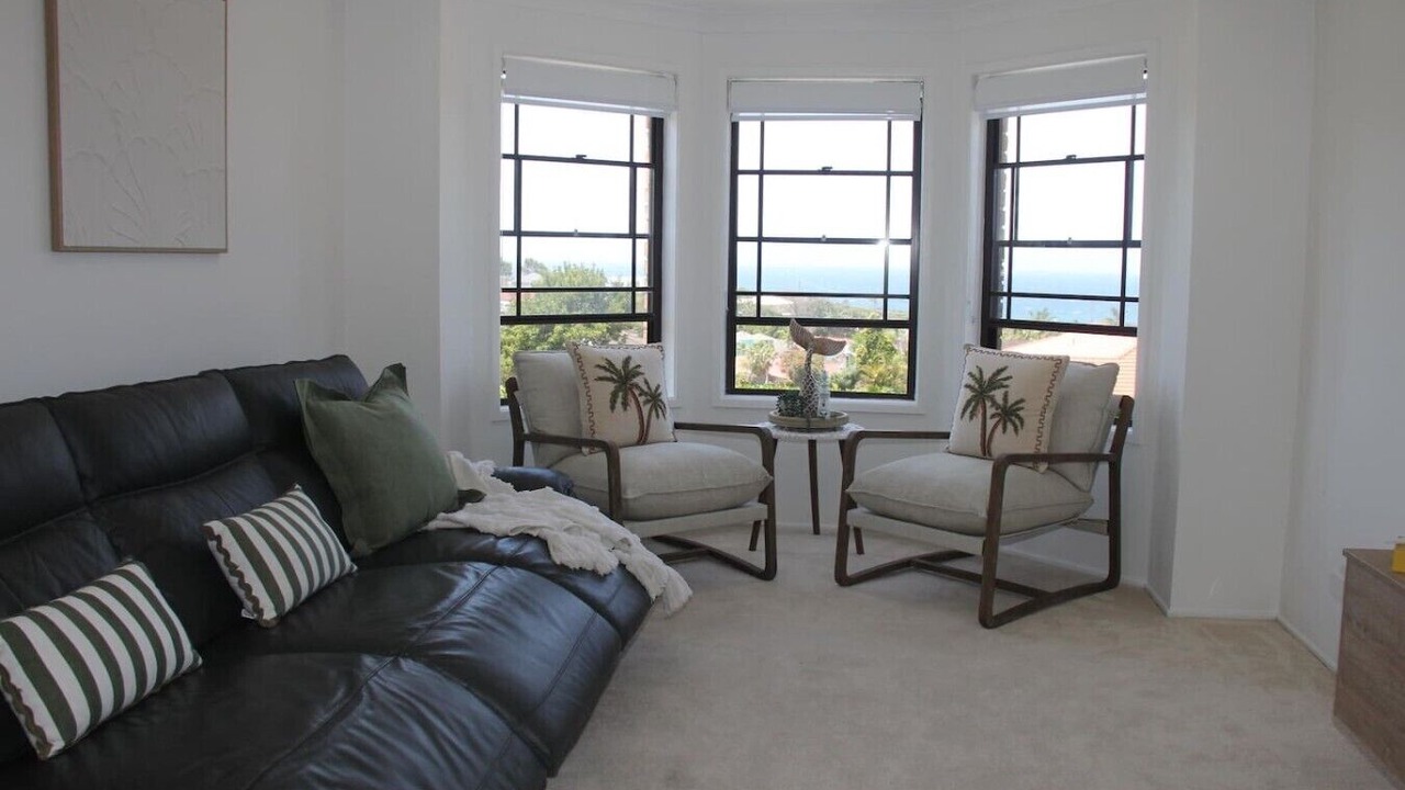Photo of Livingroom in Caves Beach