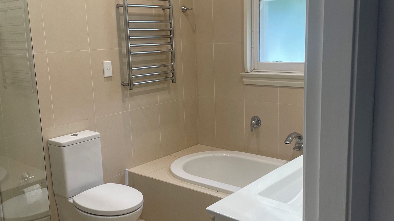Photo of Bathroom in Avalon Beach