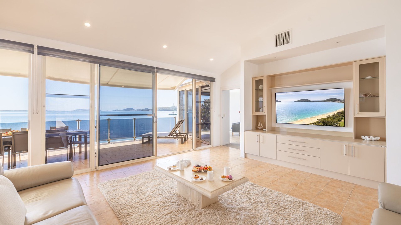 Photo of Livingroom in Salamander Bay