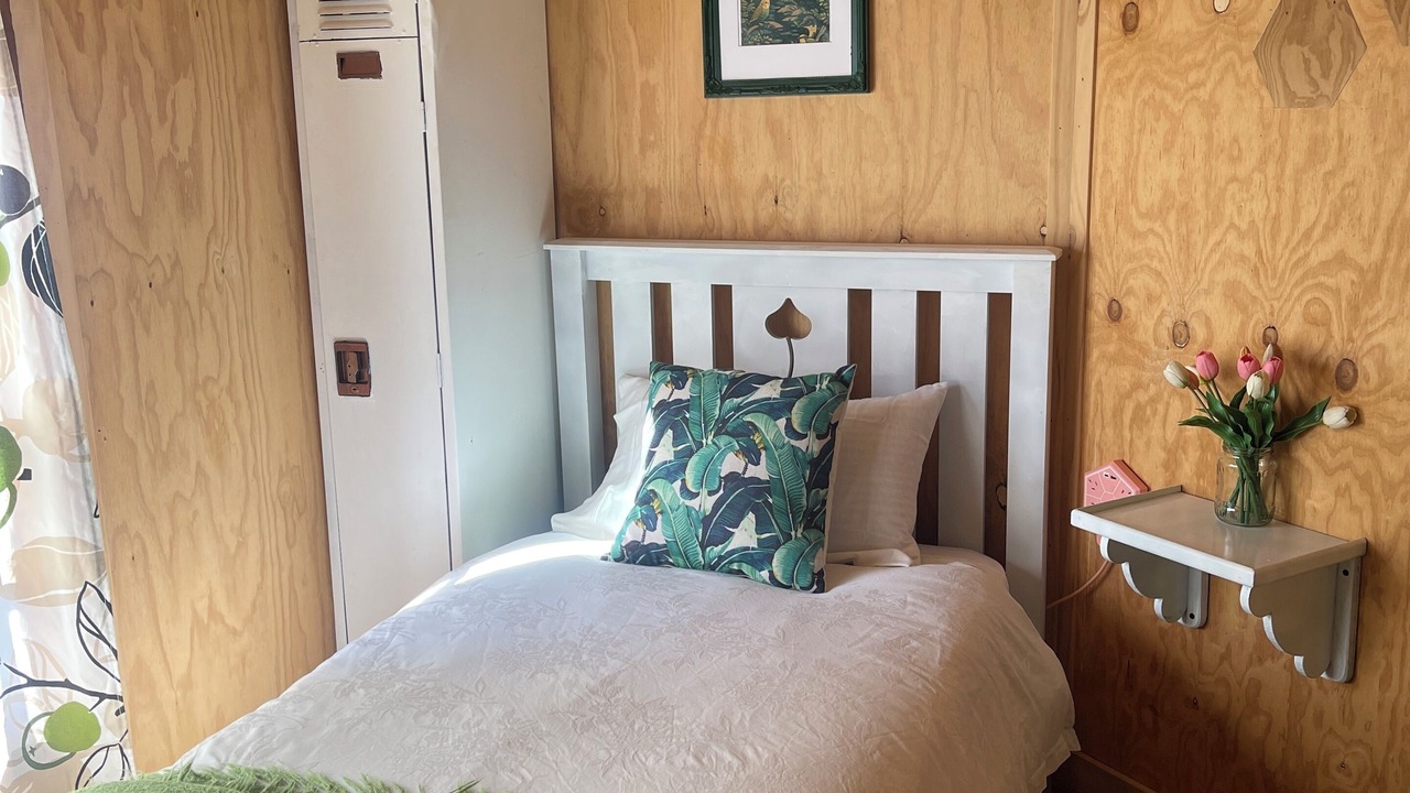 Photo of Bedroom in Bombay