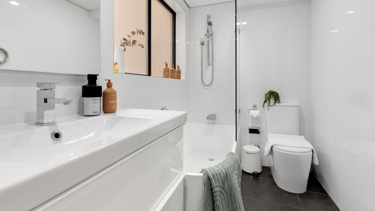 Photo of Bathroom in Woolloomooloo