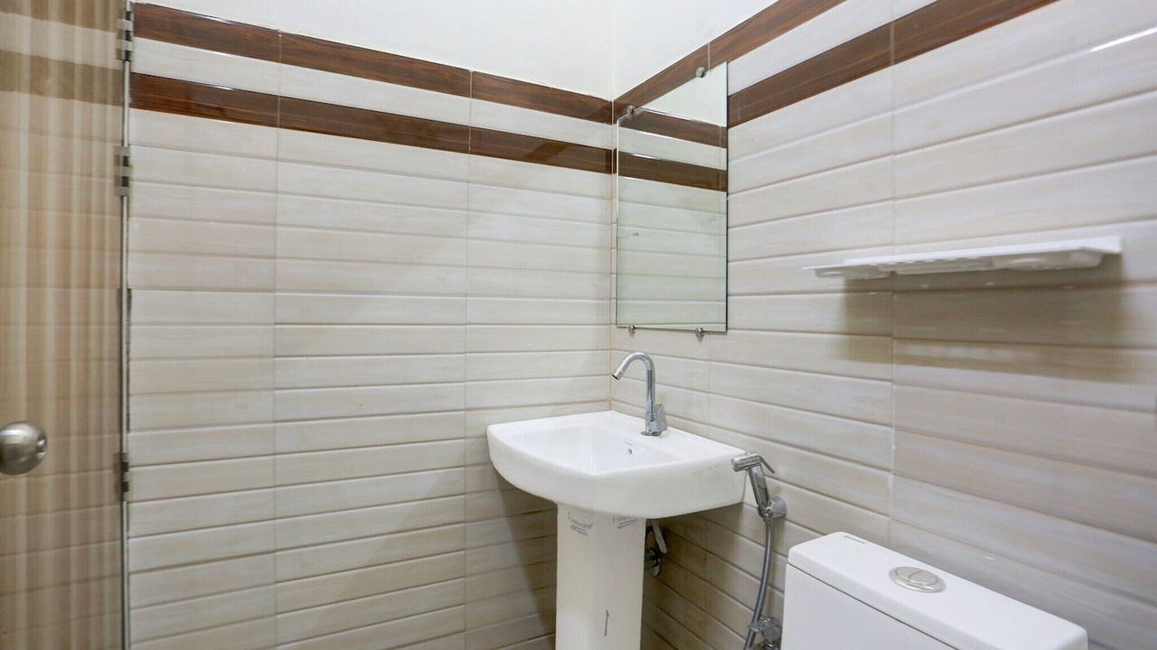 Photo of Bathroom in Kalyanpur