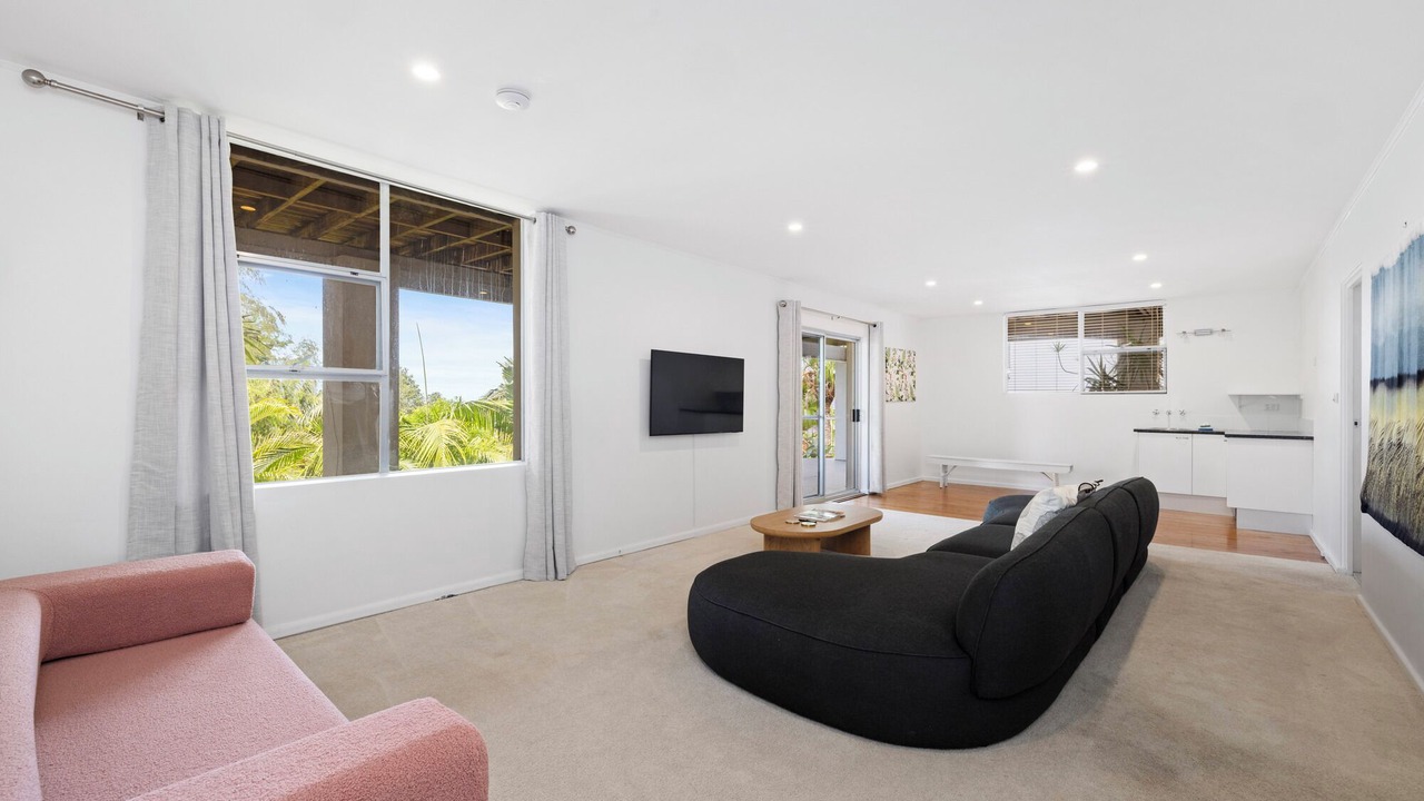 Photo of Livingroom in Avalon Beach