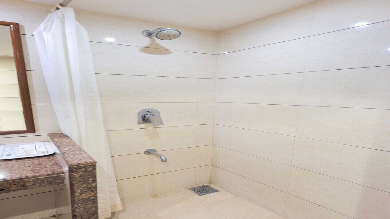 Photo of Bathroom in Sayajiganj