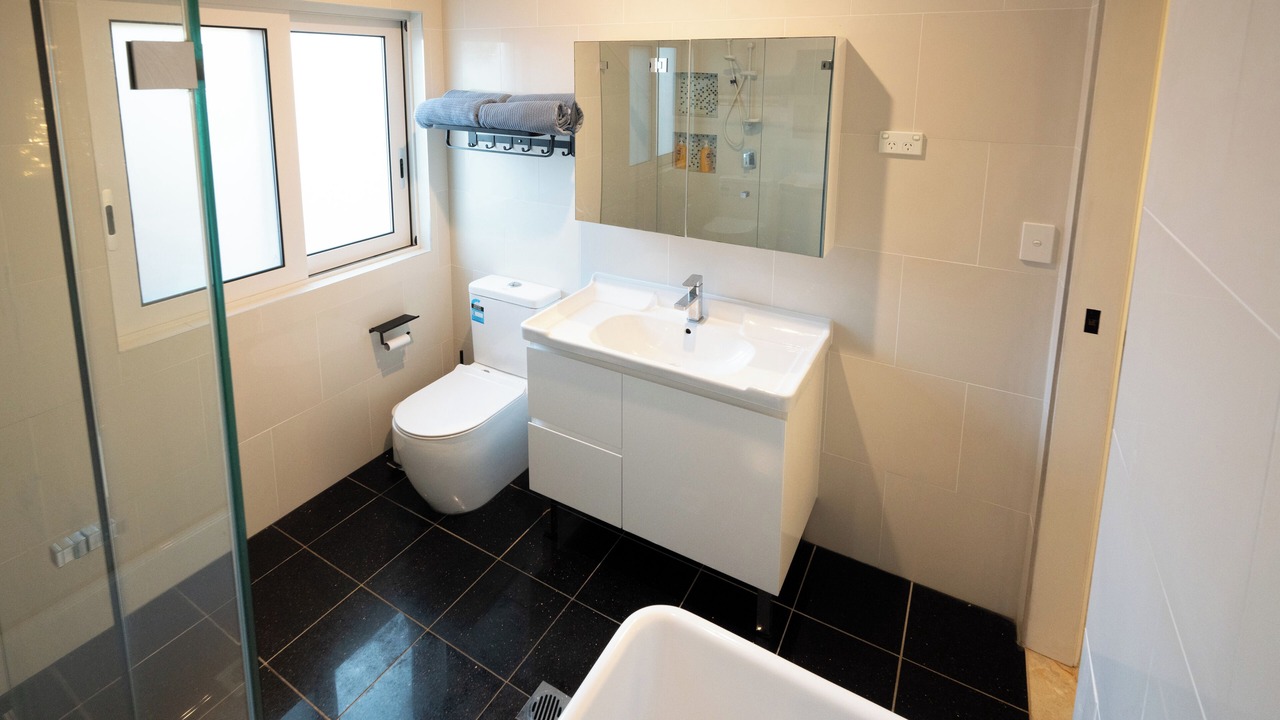 Photo of Bathroom in Eastlakes