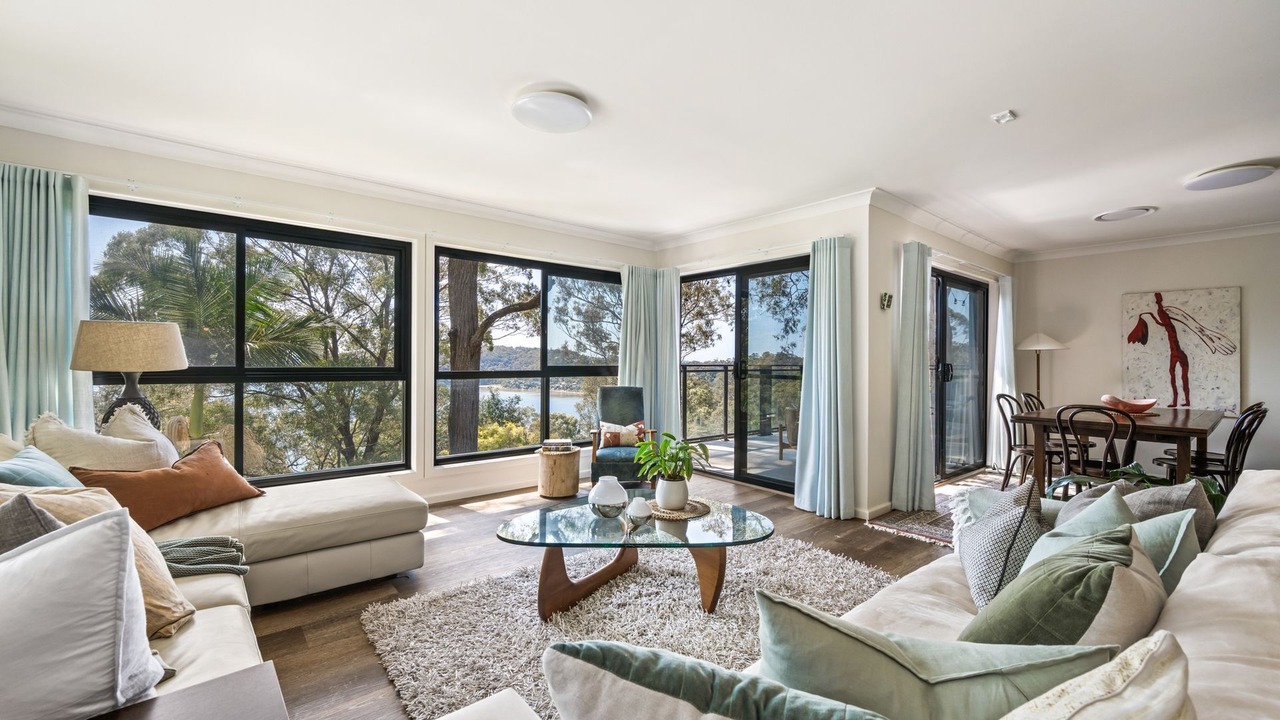 Photo of Livingroom in Avalon Beach