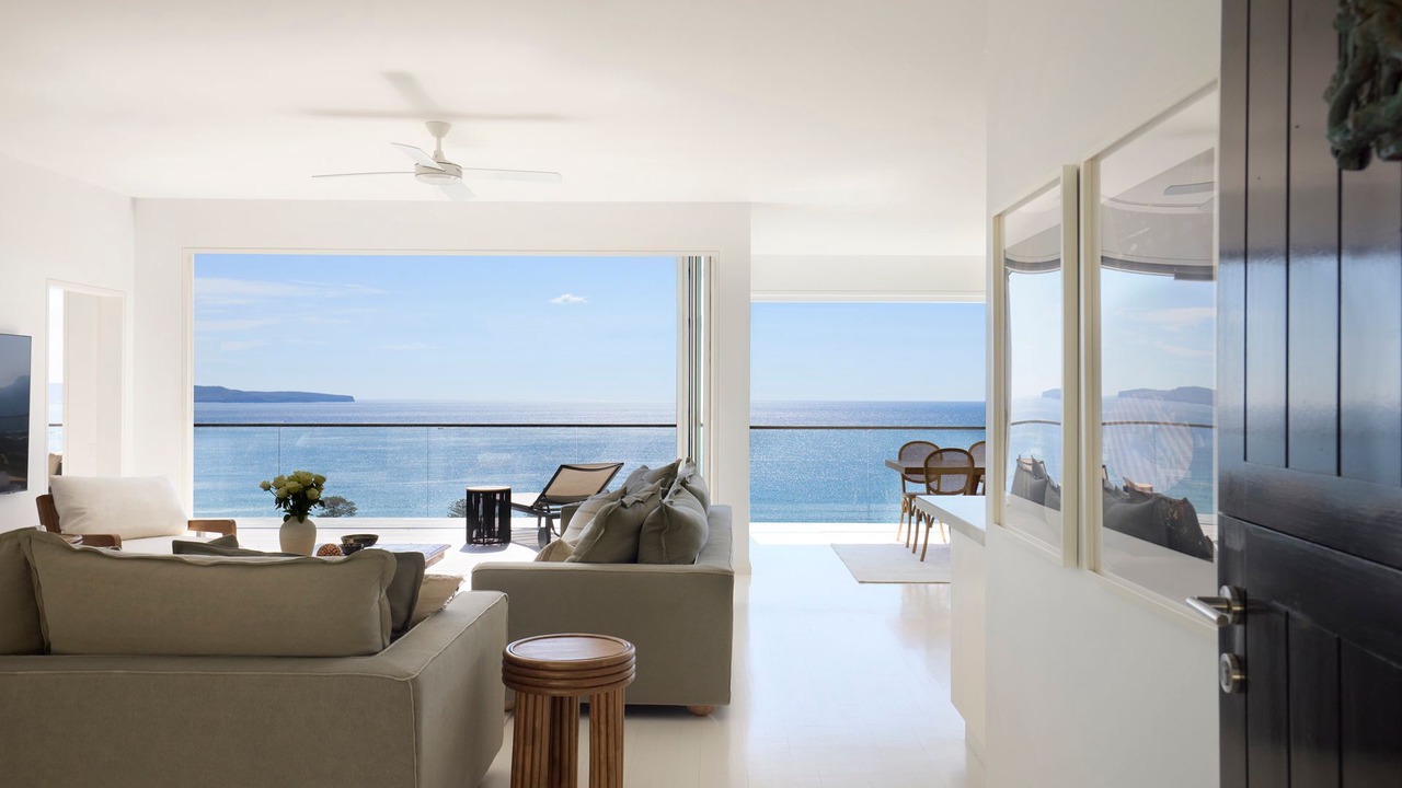 Photo of Livingroom in Palm Beach