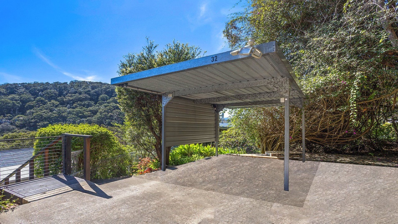 Photo of Patio Balcony in Horsfield Bay