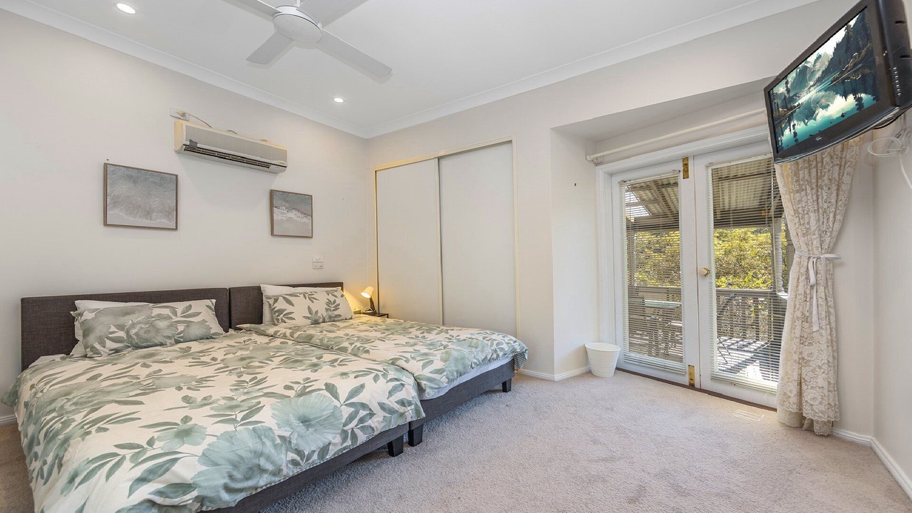 Photo of Bedroom in Horsfield Bay