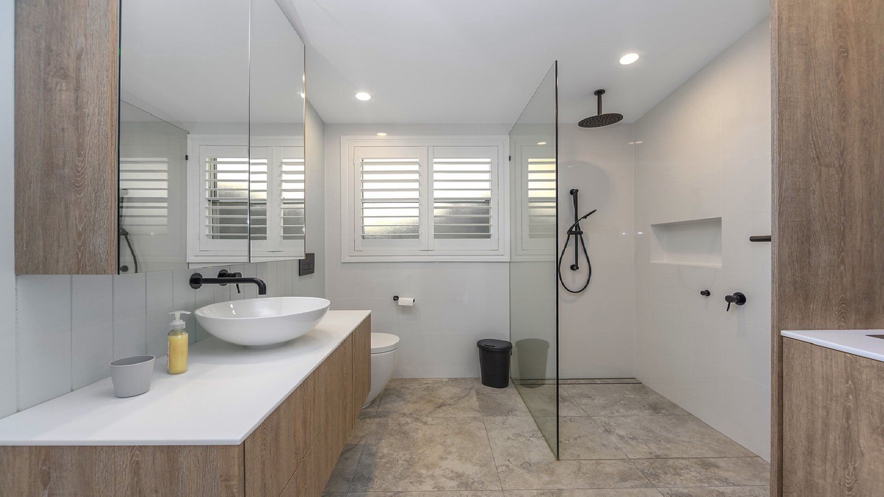 Photo of Bathroom in Horsfield Bay