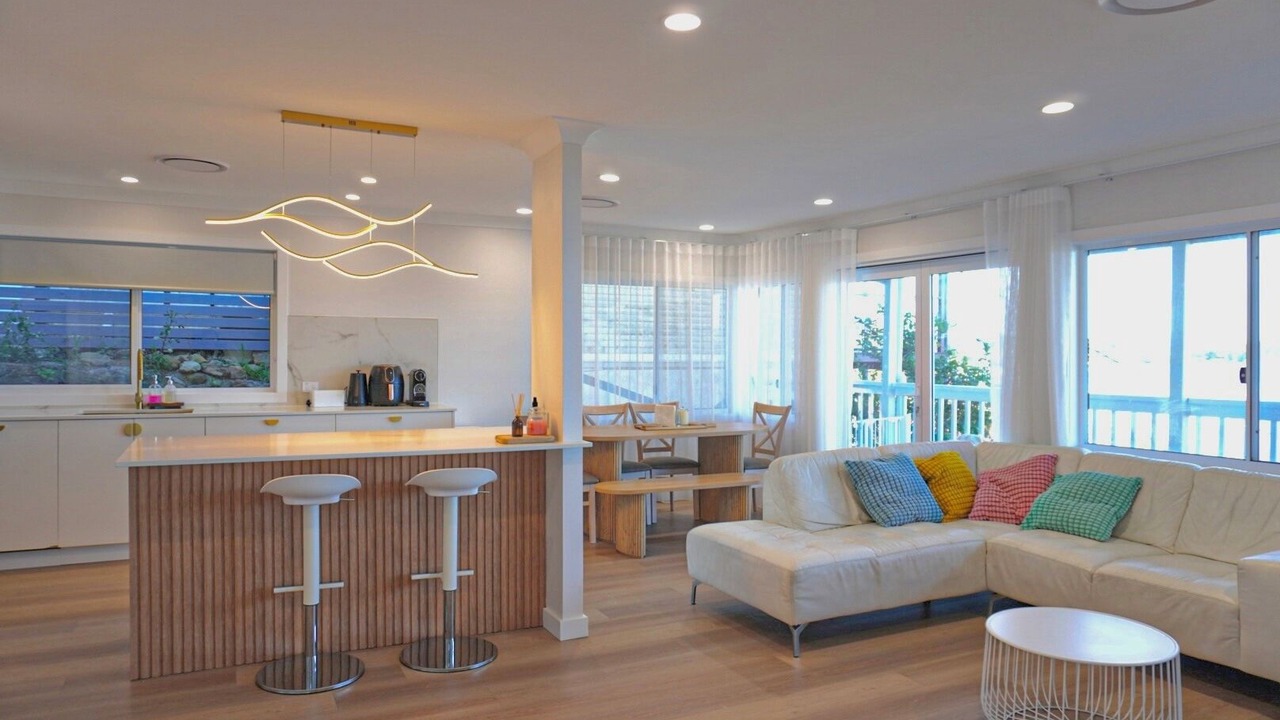 Photo of Livingroom in Tascott