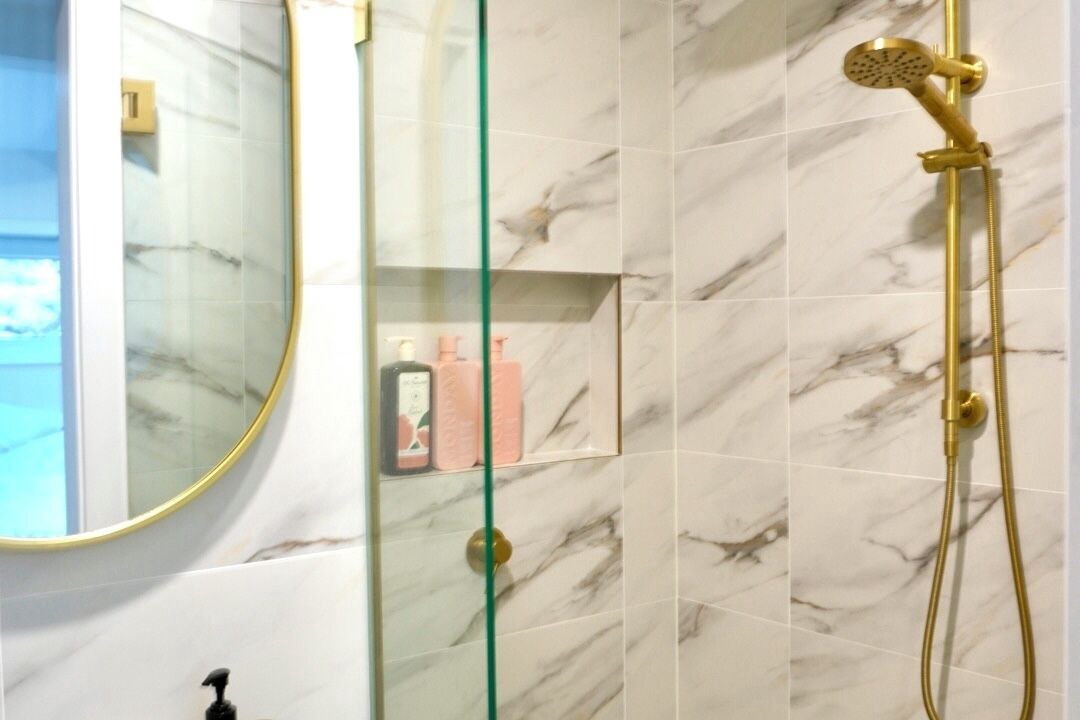 Photo of Bathroom in Tascott