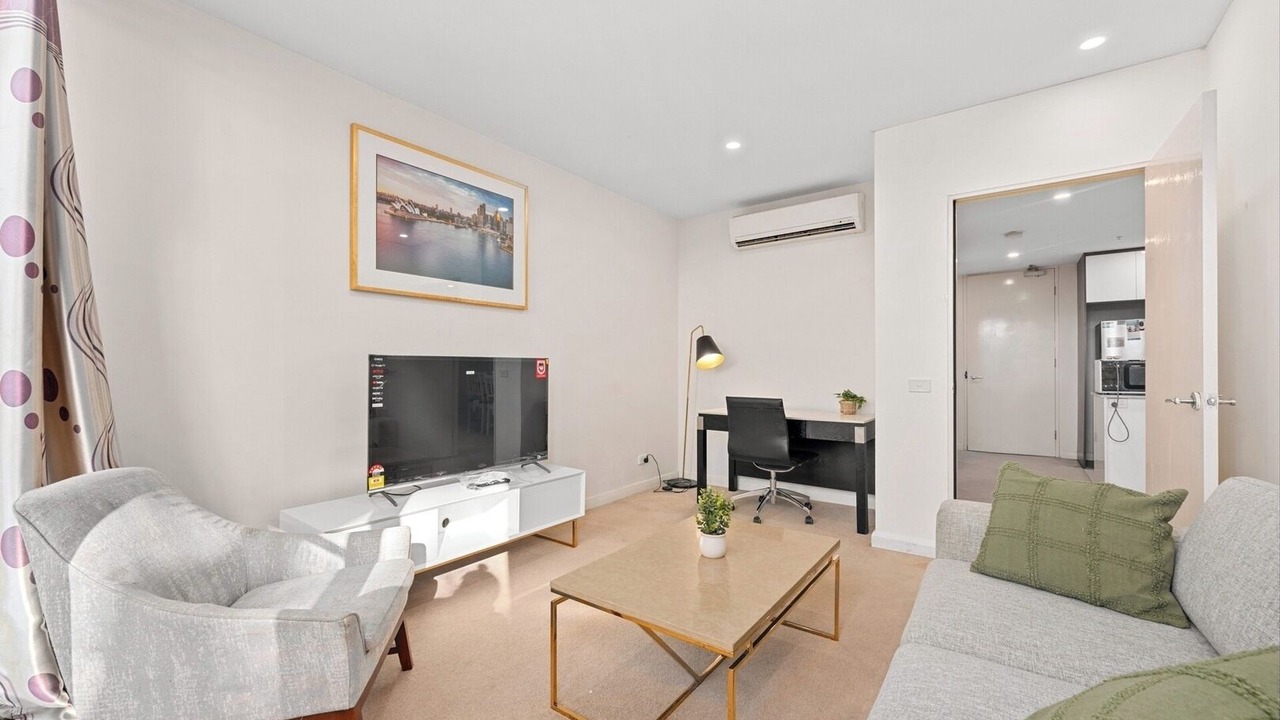Photo of Livingroom in Lyneham