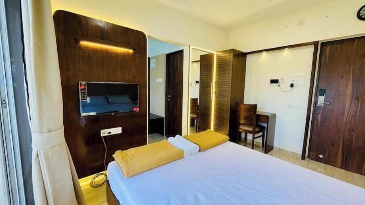 Photo of Bedroom in Kandivali East