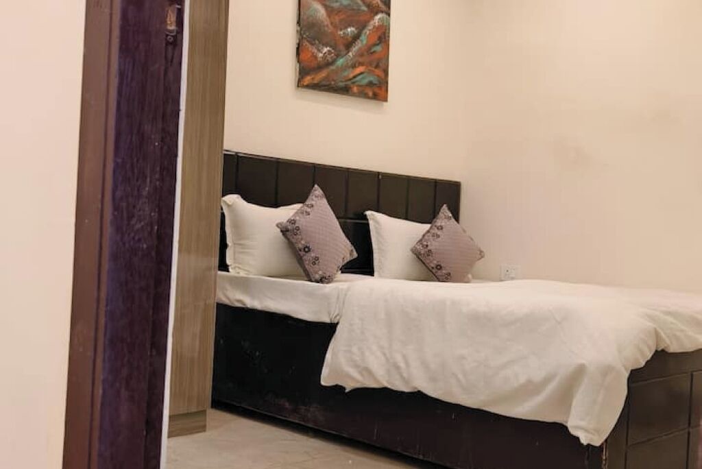 Photo of Bedroom in Lajpat Nagar