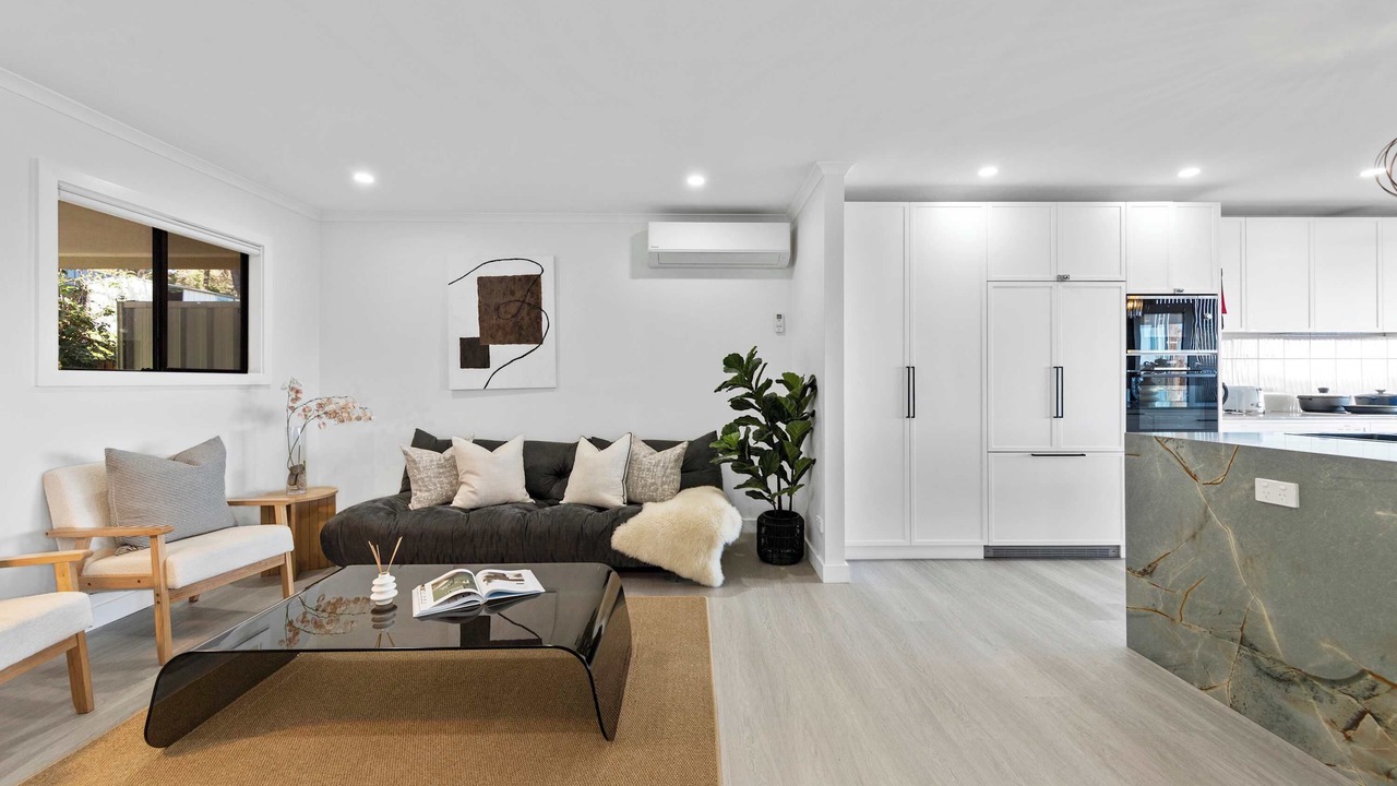 Photo of Livingroom in Mirrabooka
