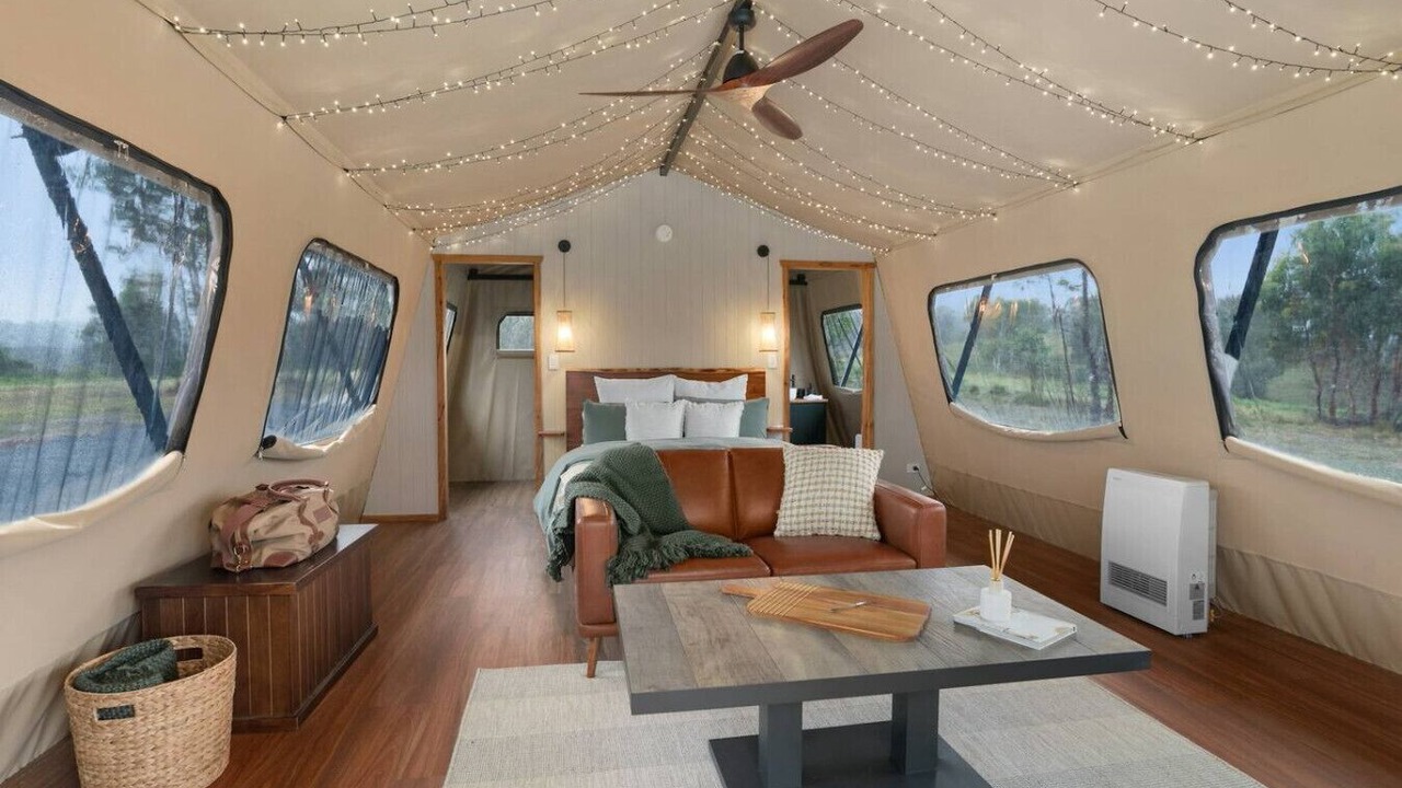 Photo of Livingroom in Running Stream