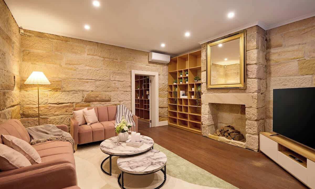 Photo of Livingroom in Woolloomooloo