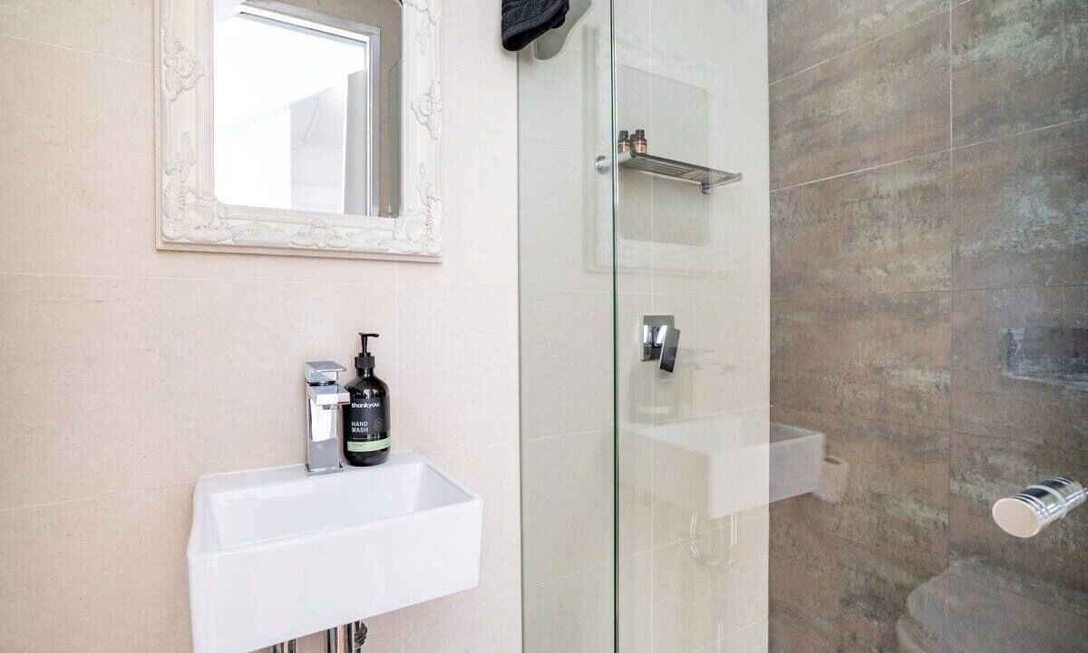 Photo of Bathroom in Dawes Point