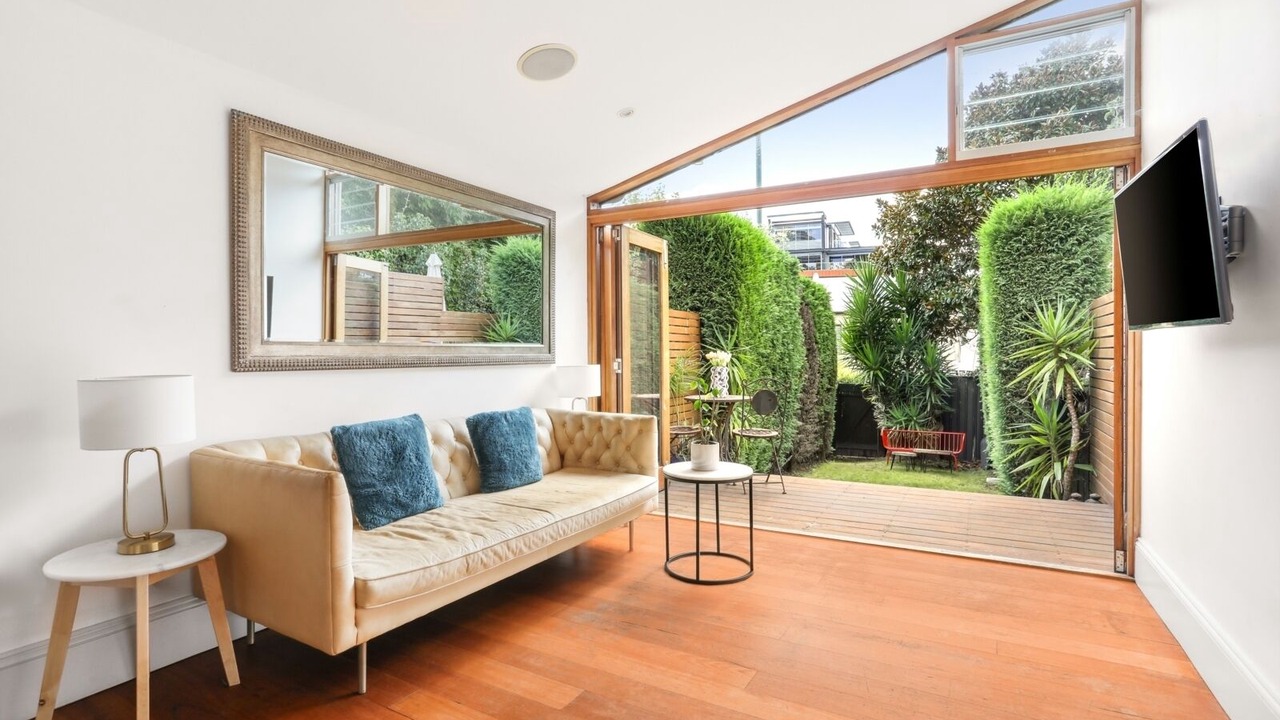 Photo of Livingroom in Dawes Point