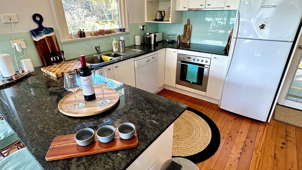 Photo of Kitchen in Maianbar