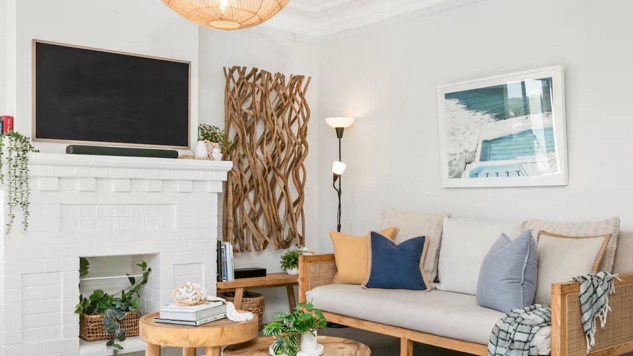 Photo of Livingroom in Fairlight