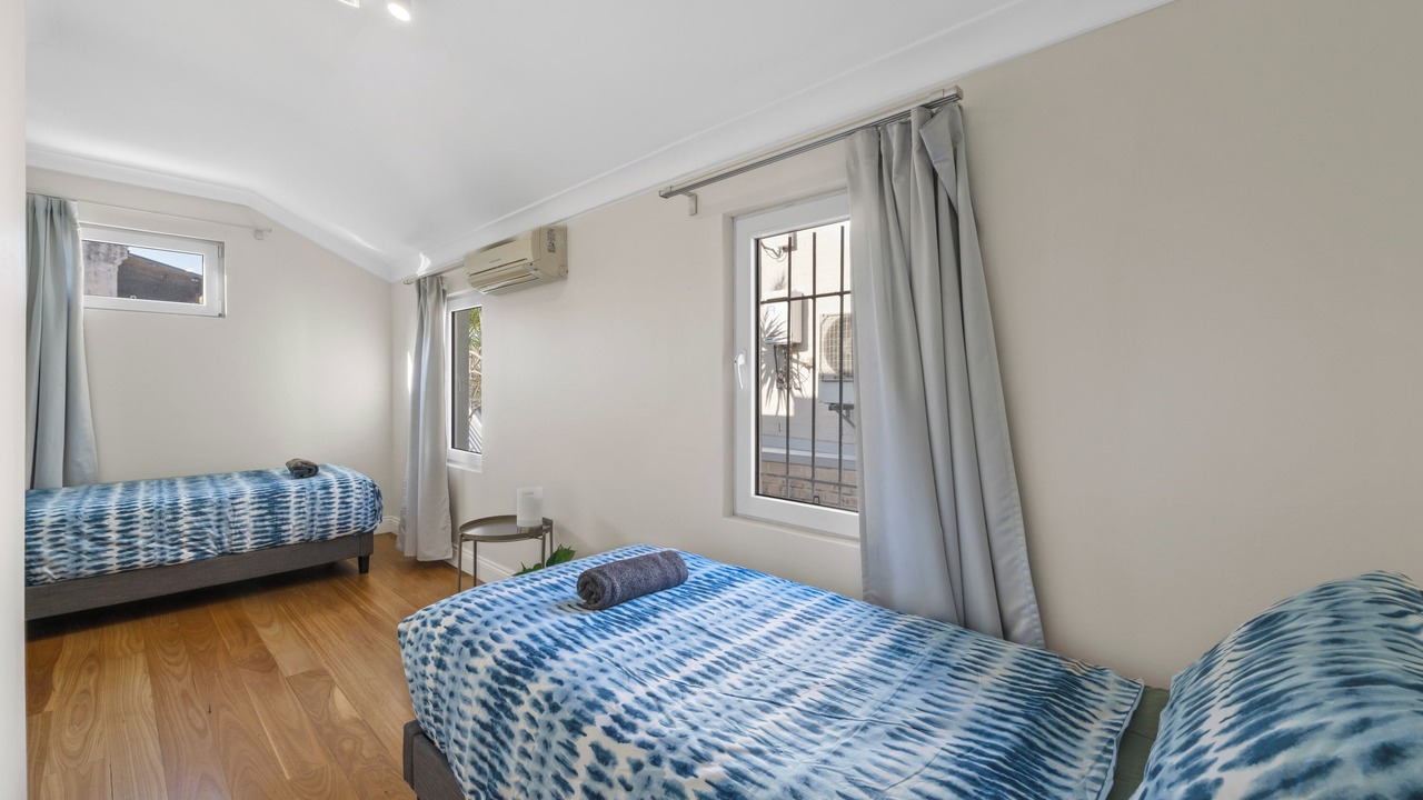 Photo of Bedroom in Darling Harbour