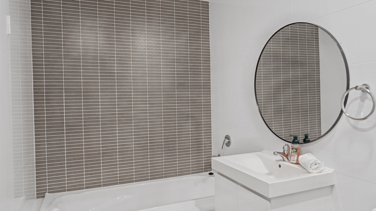Photo of Bathroom in Mascot