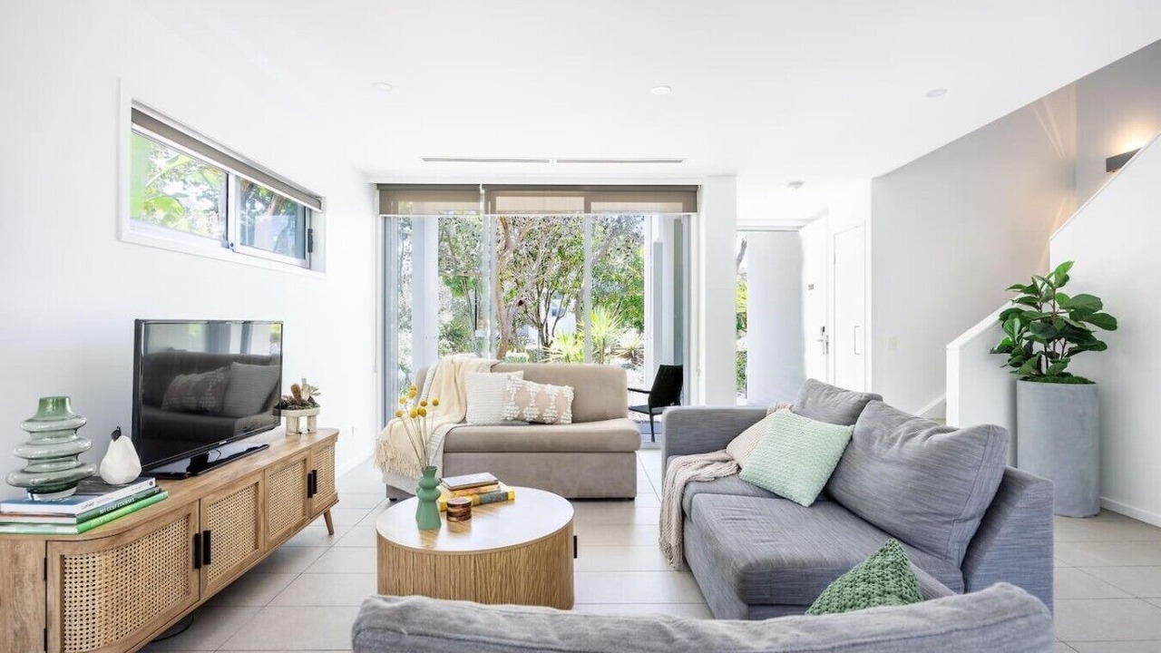 Photo of Livingroom in Magenta Shores