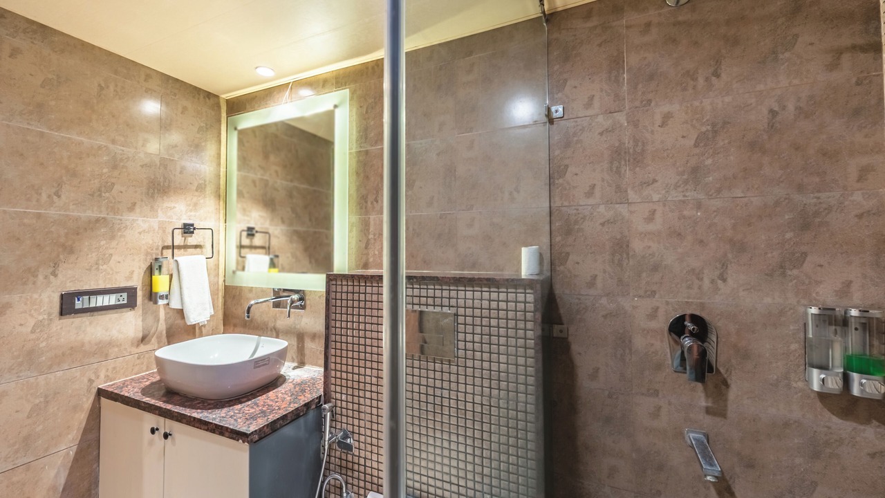 Photo of Bathroom in Tapovan