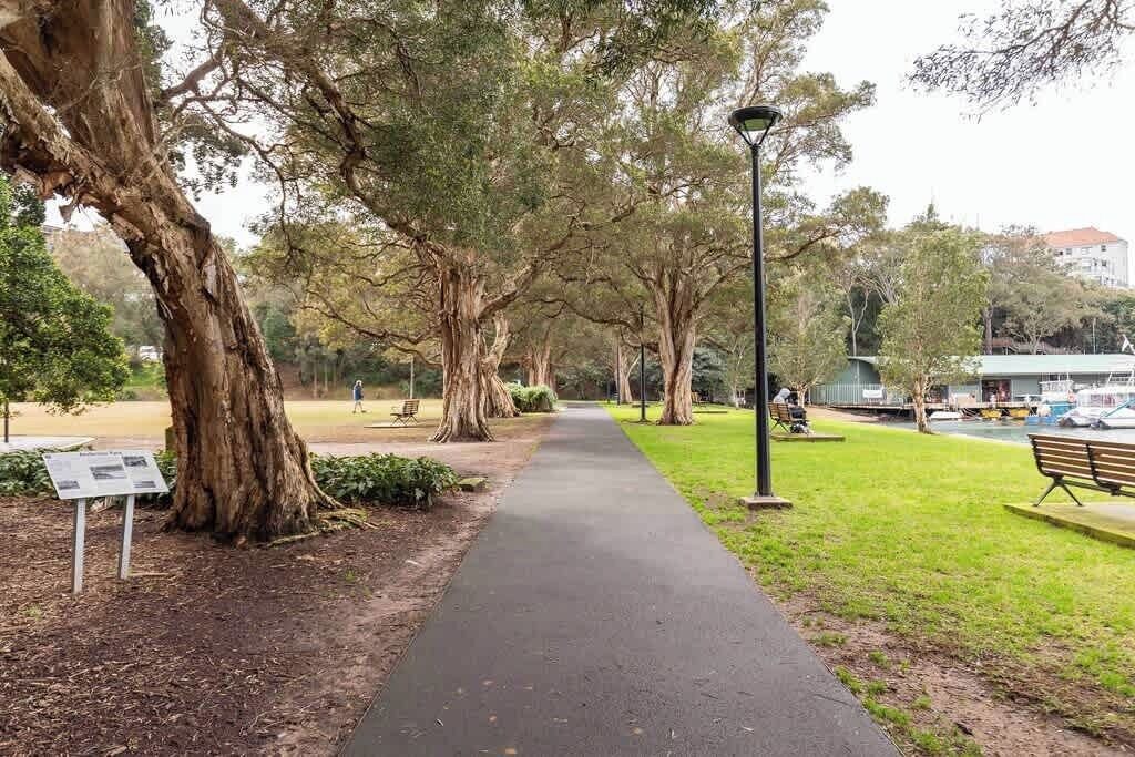Photo of Others in Neutral Bay