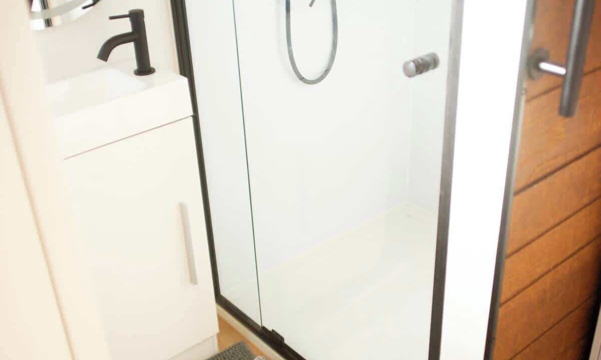 Photo of Bathroom in Canoelands