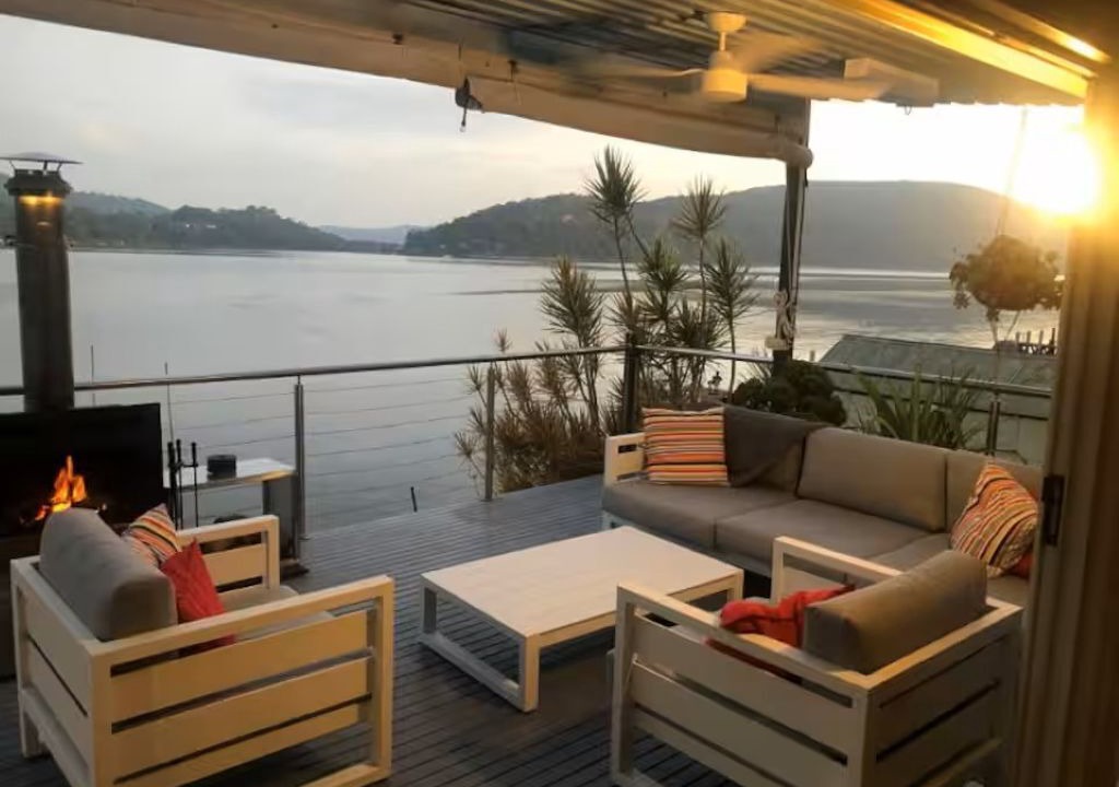 Photo of Patio Balcony in Bar Point