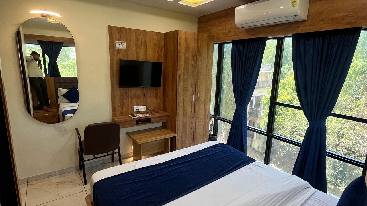Photo of Bedroom in Ahmedabad