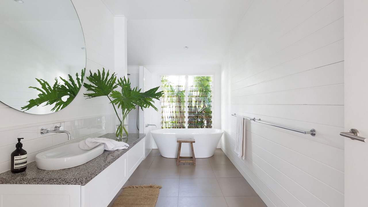Photo of Bathroom in Avalon Beach