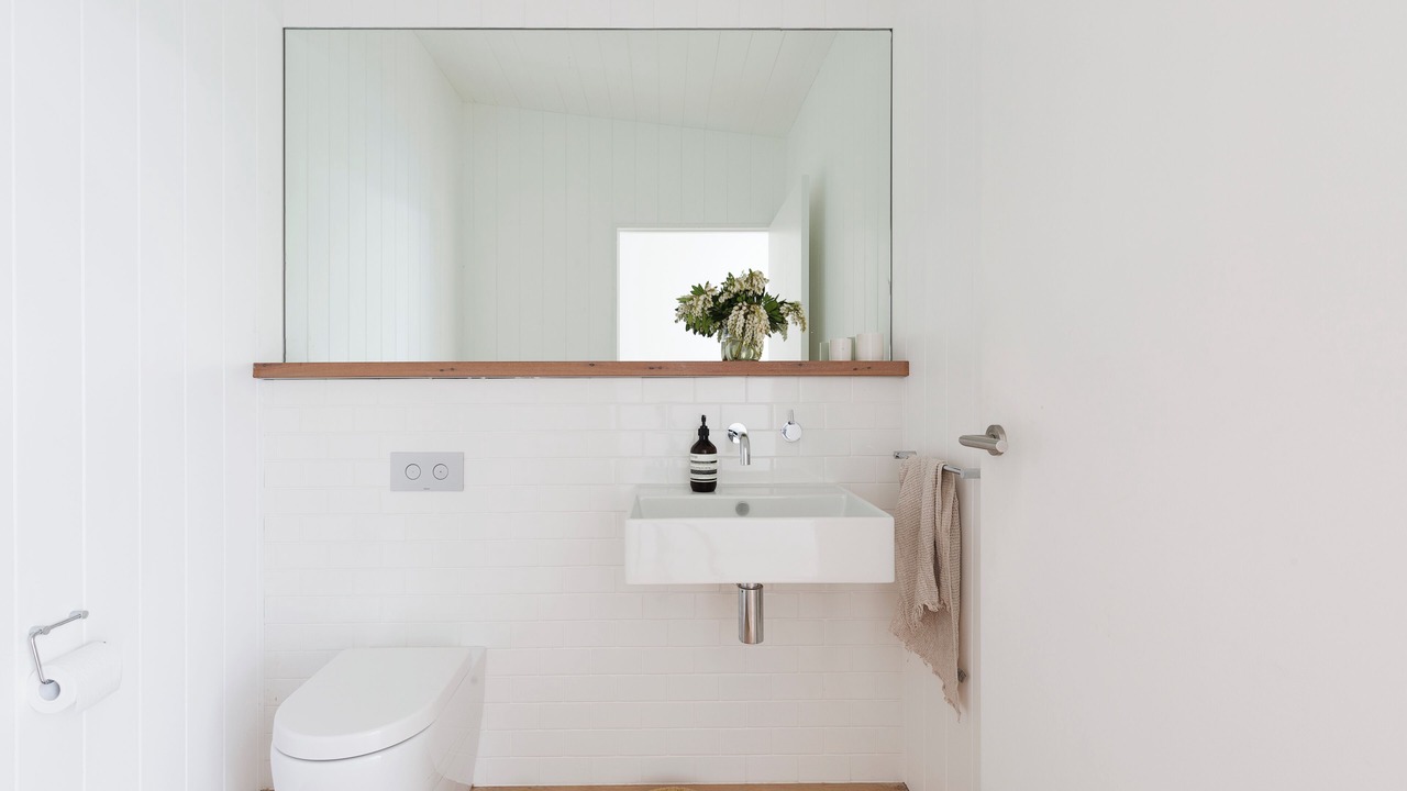 Photo of Bathroom in Avalon Beach
