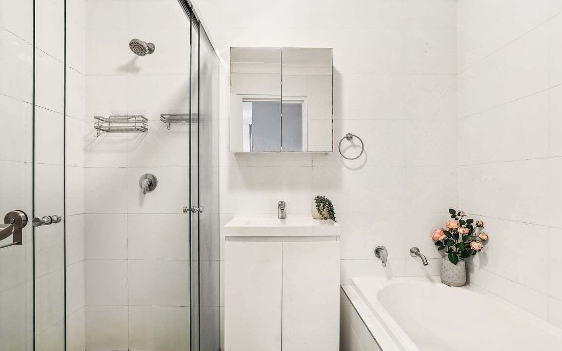 Photo of Bathroom in Rockdale