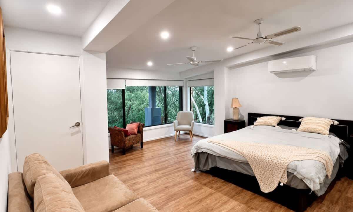 Photo of Bedroom in Saratoga
