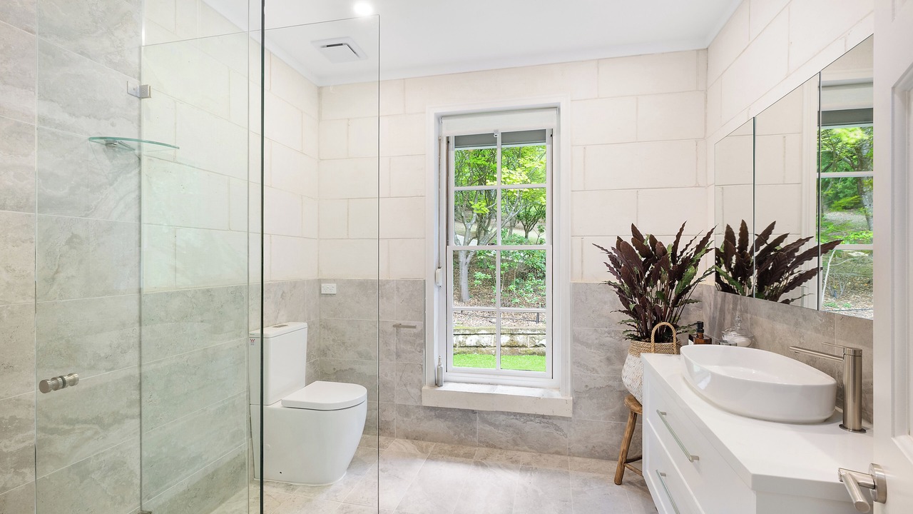 Photo of Bathroom in Wentworth Falls
