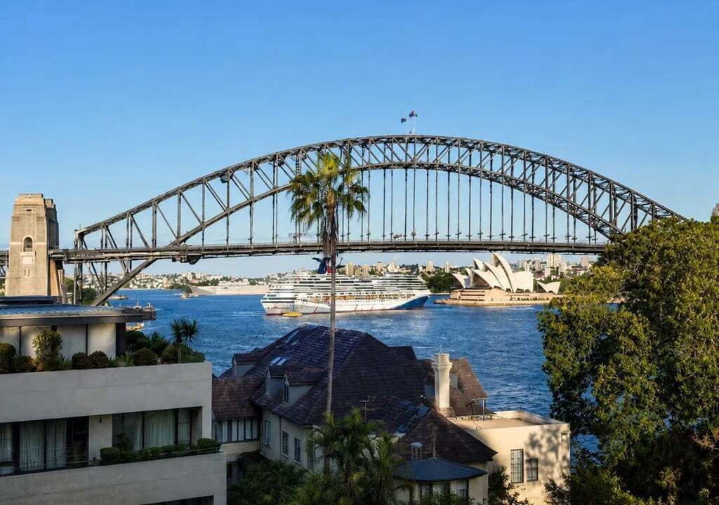 Photo of Others in Lavender Bay