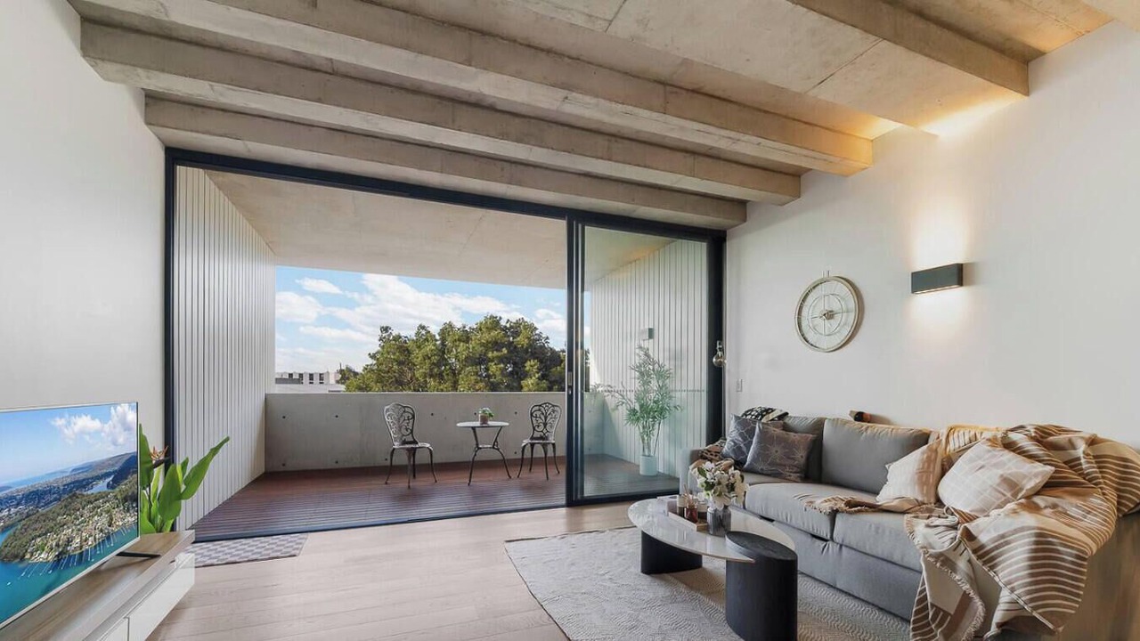 Photo of Livingroom in Alexandria