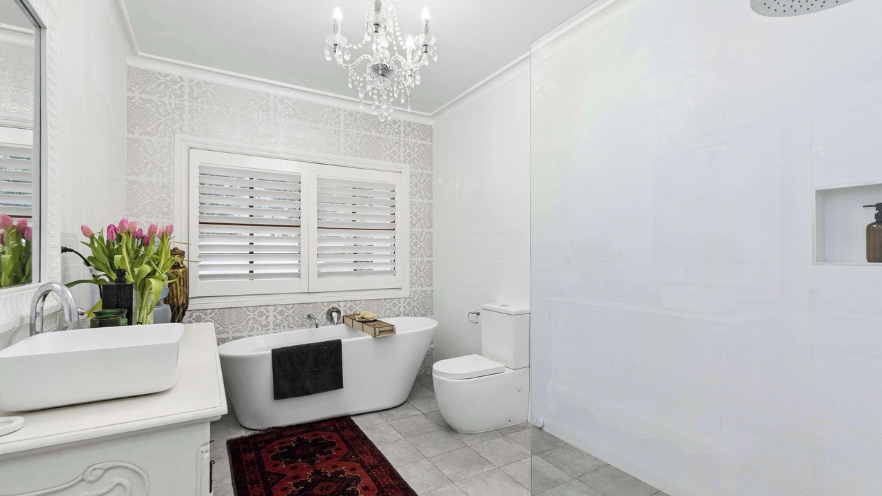 Photo of Bathroom in Matcham
