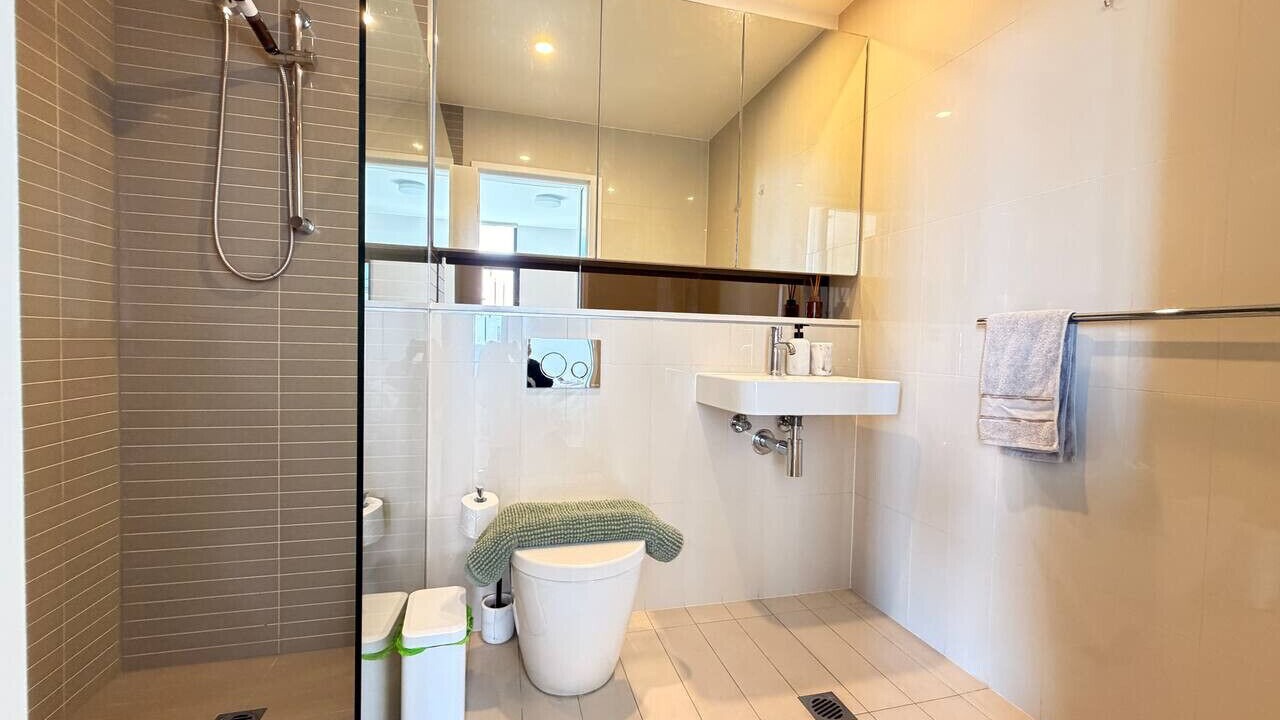 Photo of Bathroom in Zetland
