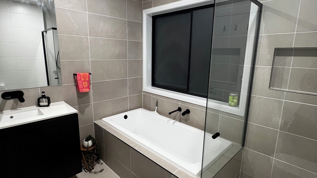 Photo of Bathroom in Austral