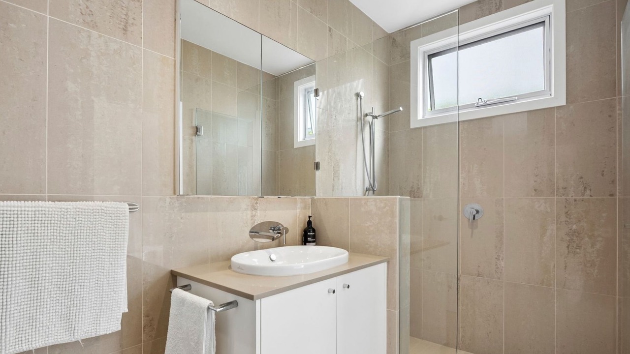 Photo of Bathroom in Freshwater