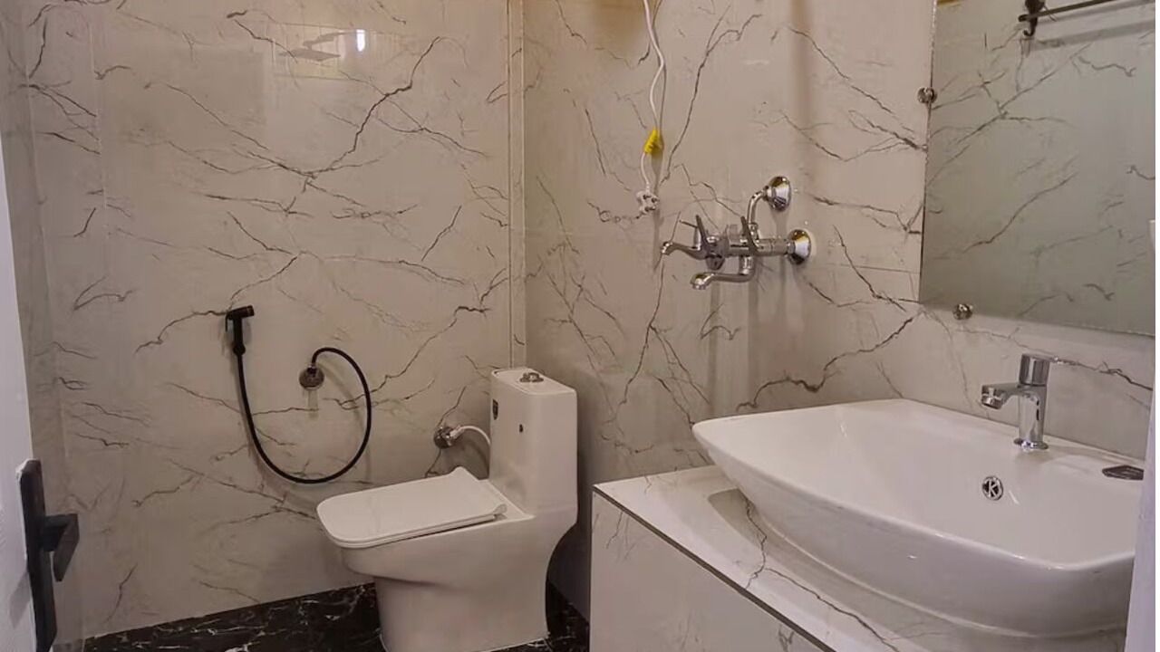 Photo of Bathroom in Tehri
