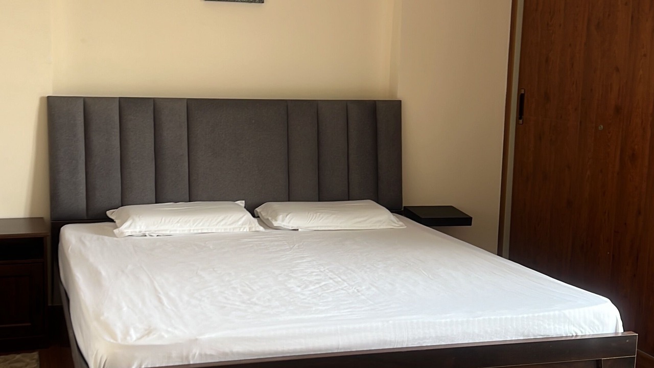 Photo of Bedroom in Mayapur