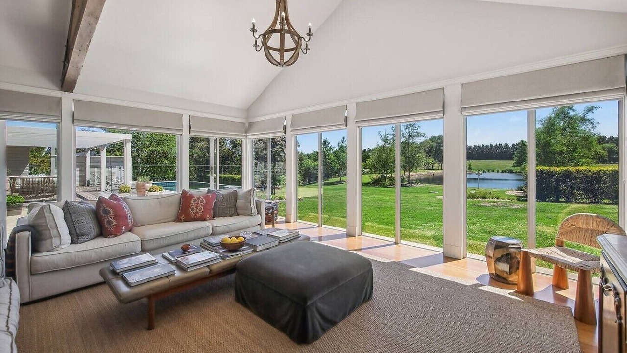 Photo of Livingroom in Sutton Forest