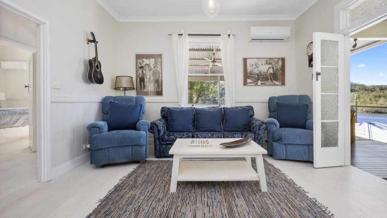 Photo of Livingroom in Milsons Passage